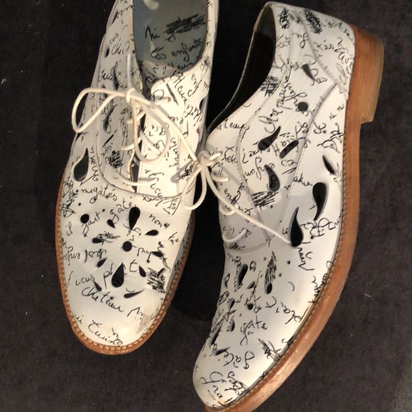 Authentic Julien David Oxford shoes in white with black scribble size 40 - Picture 5 of 8